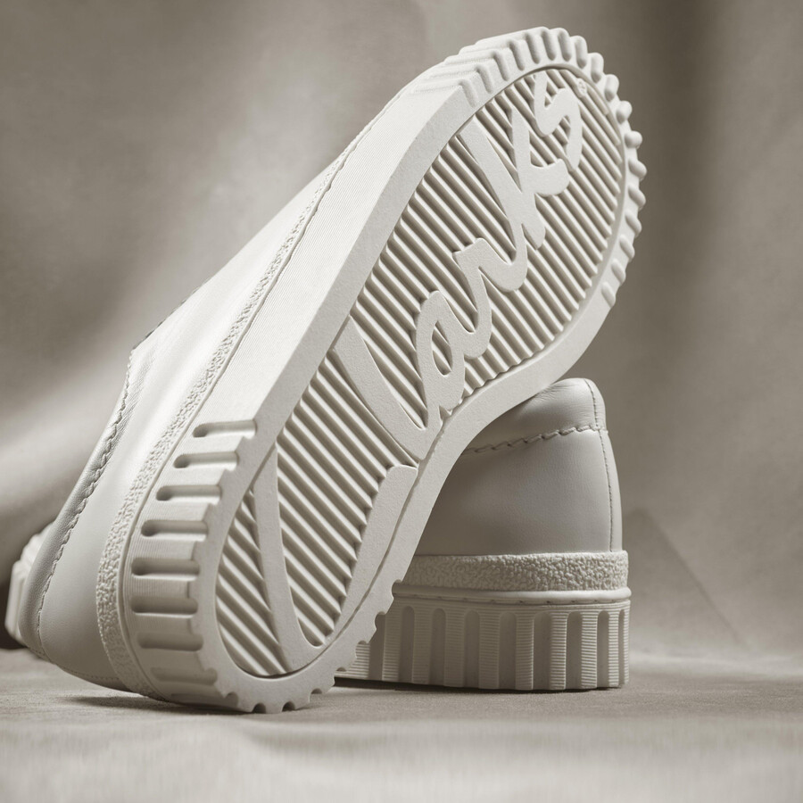 mayhill walk - off white leather
