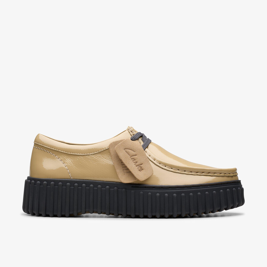 torhill bie - beige patent