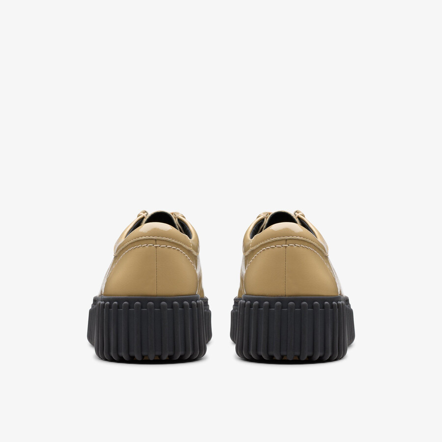 torhill bie - beige patent